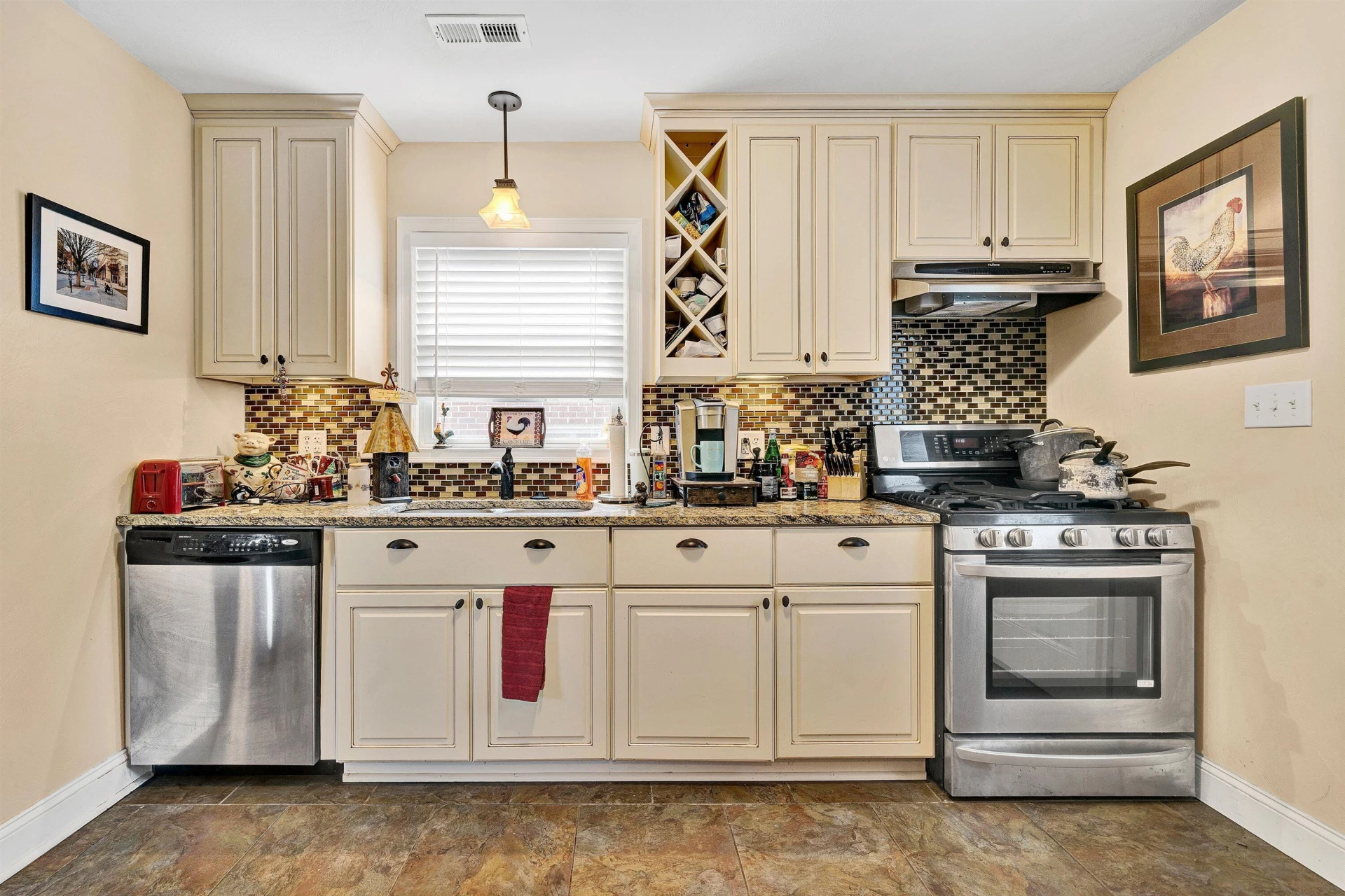 1830 Oxford AVE SW - Photo 11