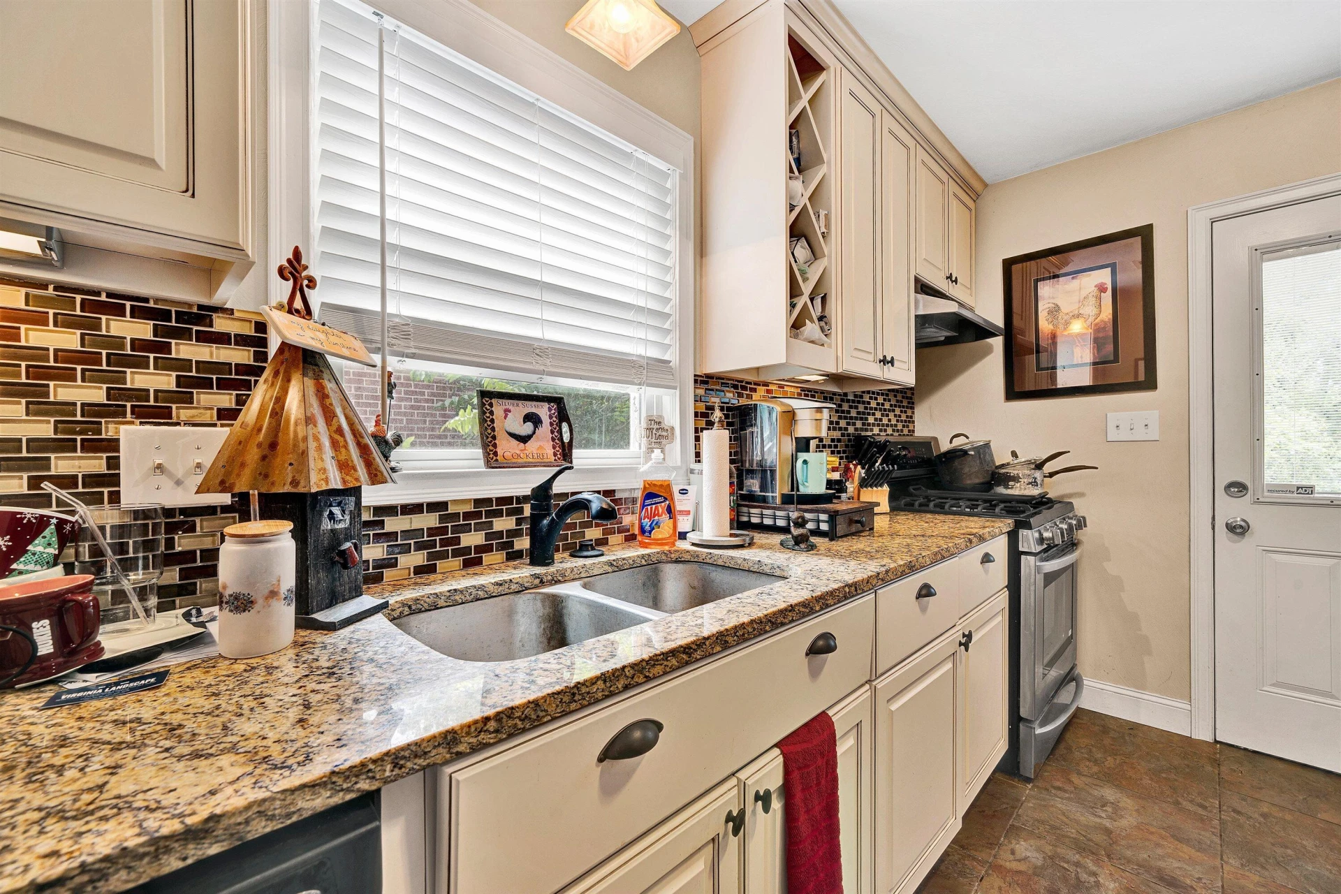 1830 Oxford AVE SW - Photo 12