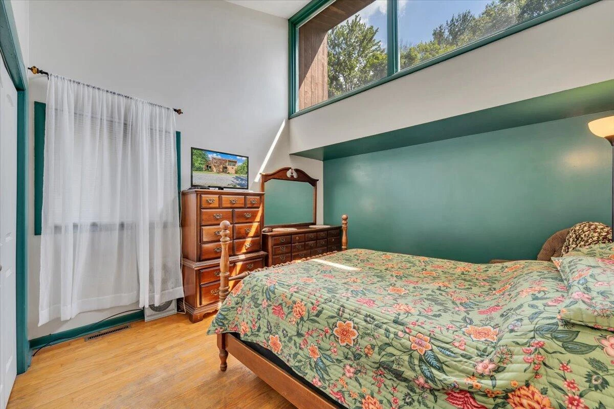 180 Daleview DR - Photo 14