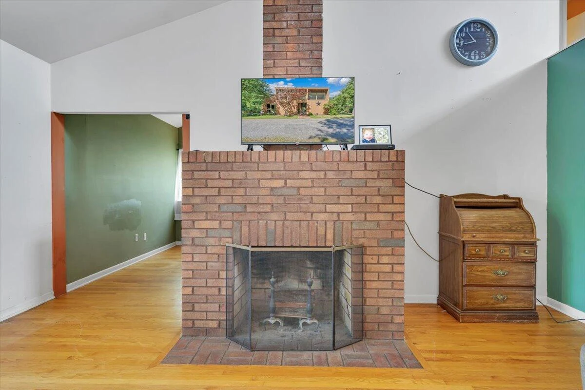 180 Daleview DR - Photo 19