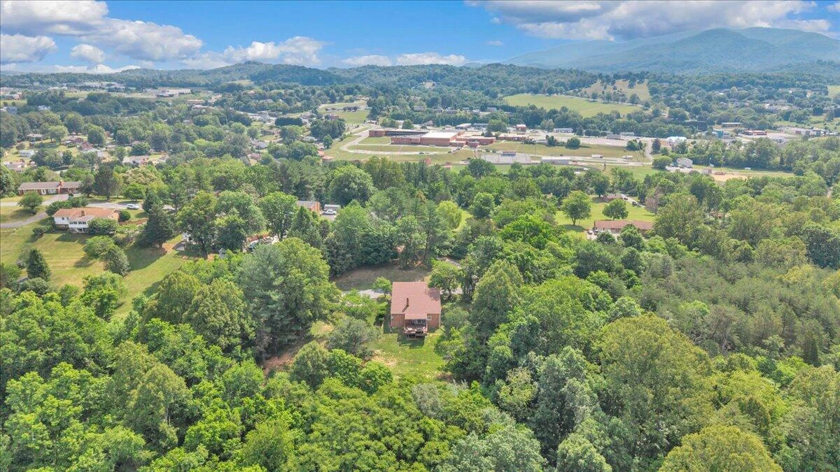 180 Daleview DR - Photo 63