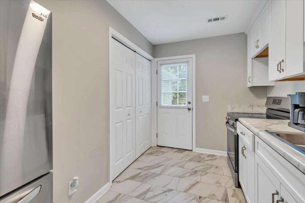 139 Dalewood LN - Photo 13