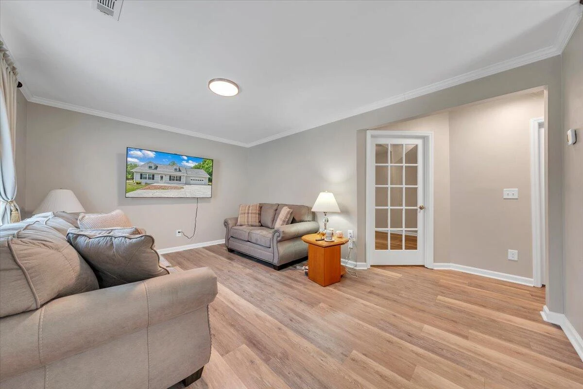 139 Dalewood LN - Photo 3