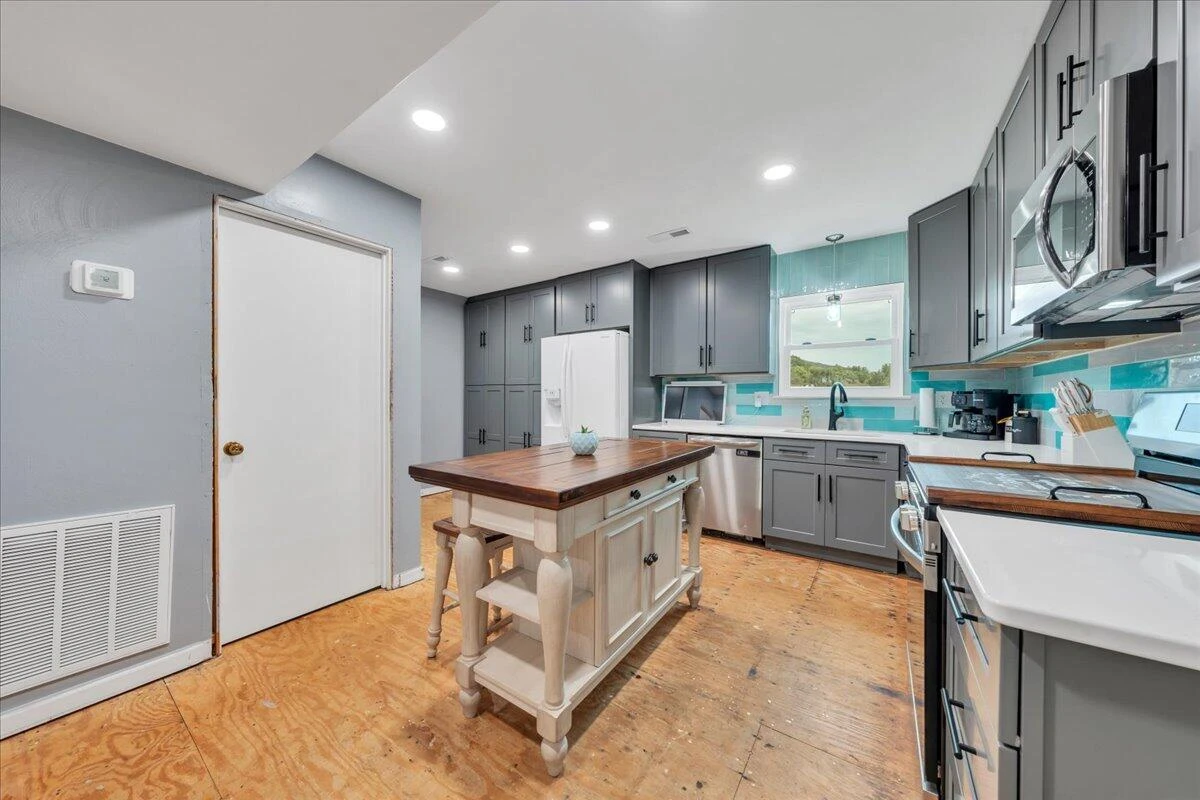 8141 Ashton LN - Photo 12