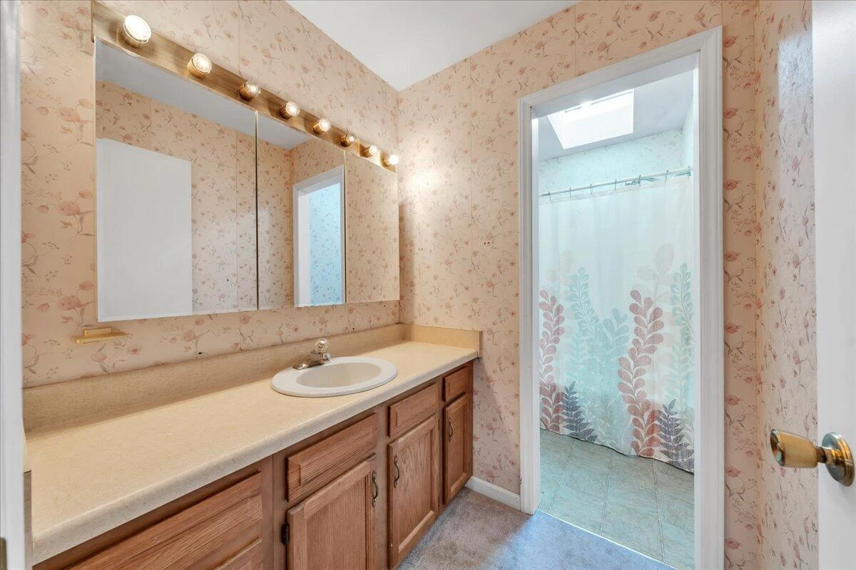 8141 Ashton LN - Photo 21