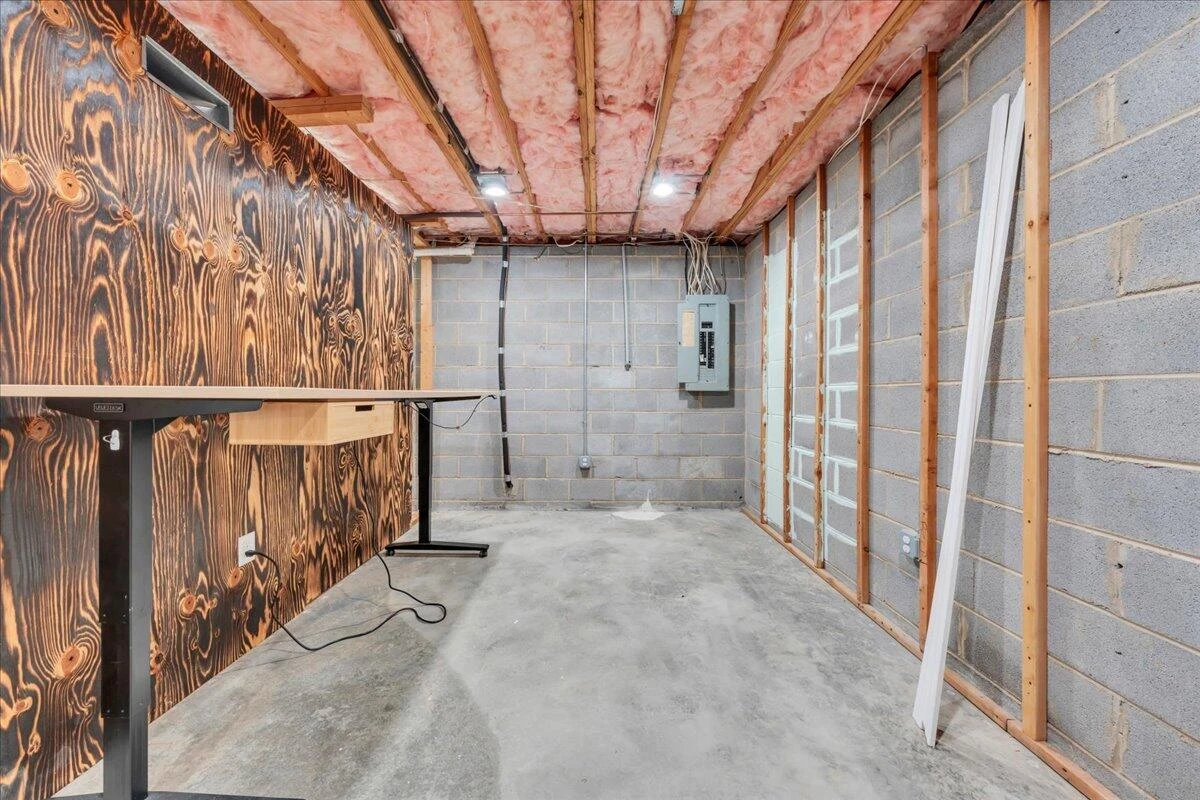 8141 Ashton LN - Photo 23