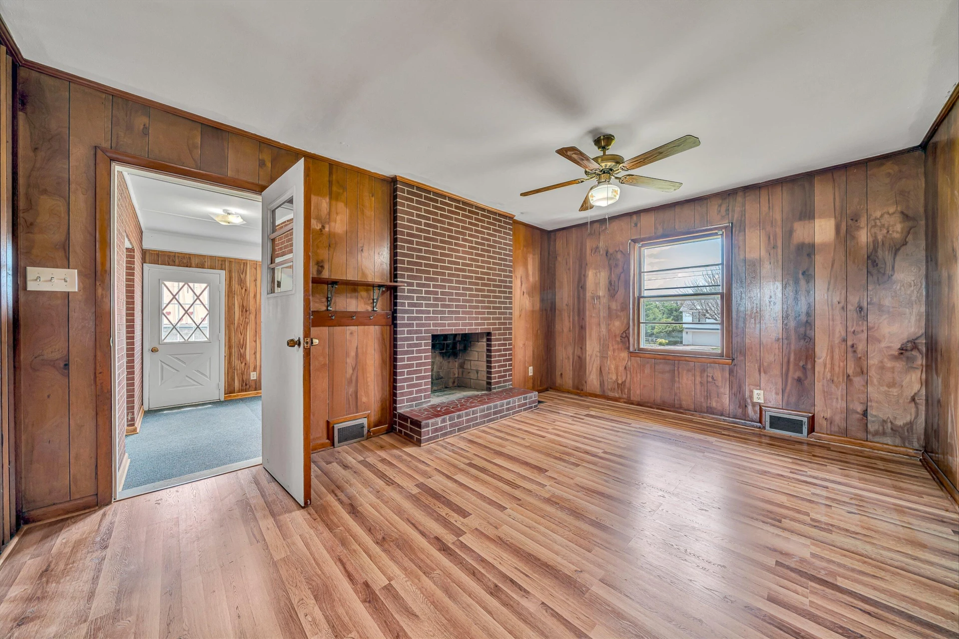 1366 Ashpone Tavern RD - Photo 10