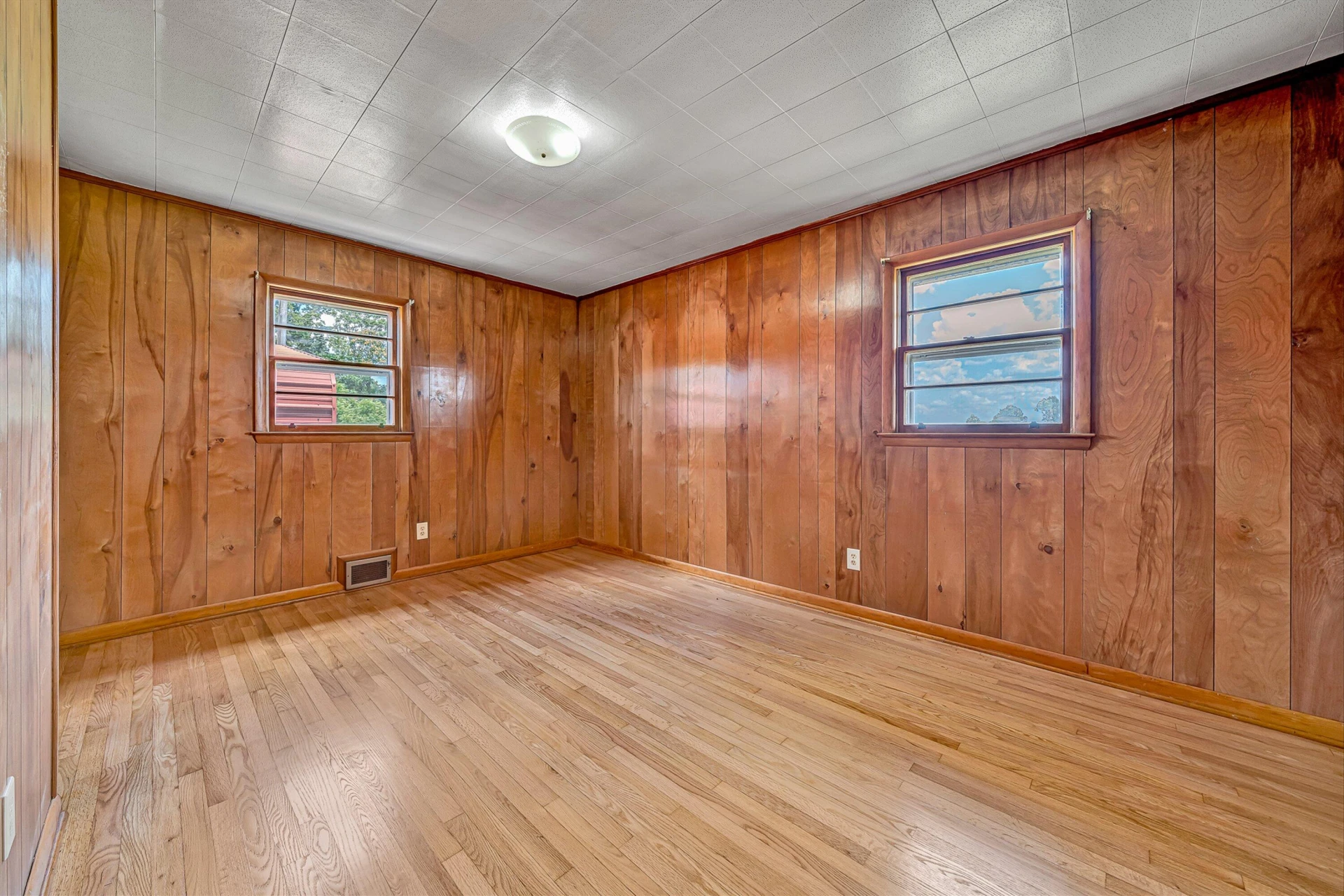 1366 Ashpone Tavern RD - Photo 16