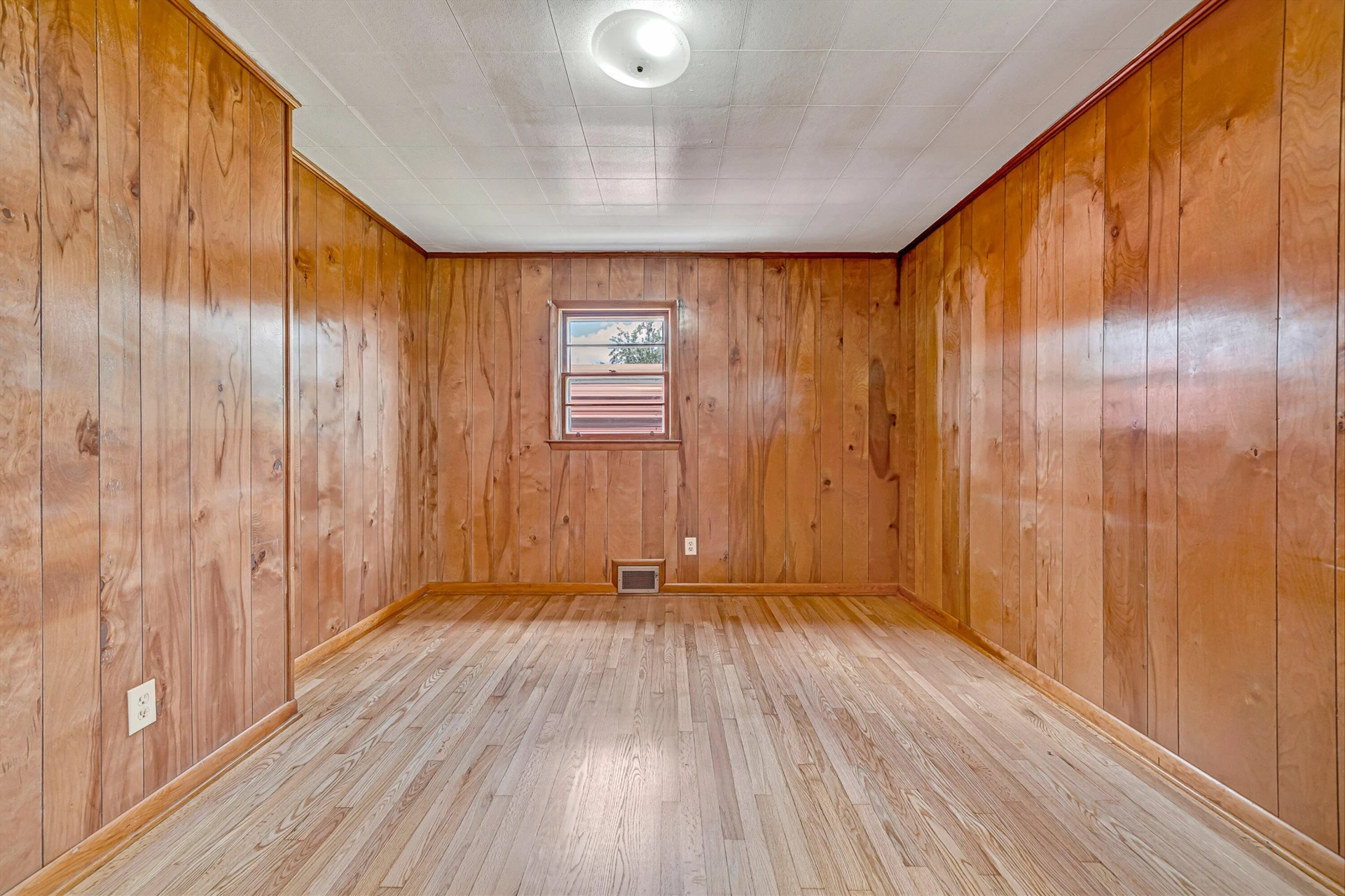 1366 Ashpone Tavern RD - Photo 17