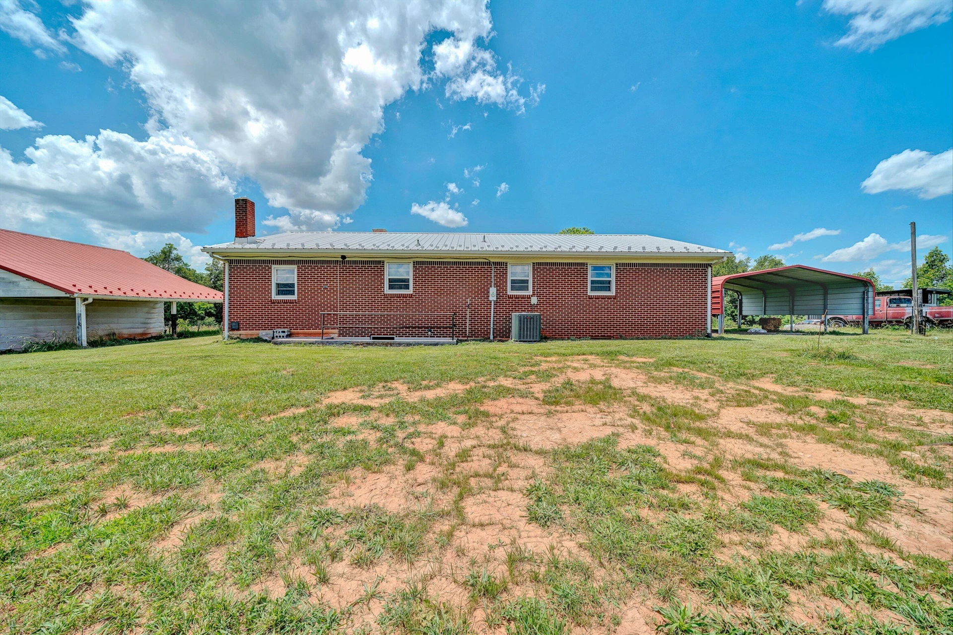 1366 Ashpone Tavern RD - Photo 26