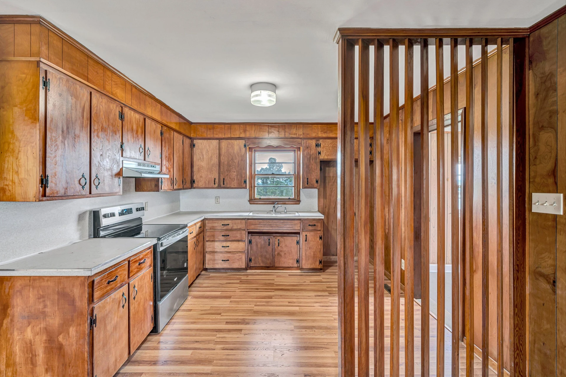 1366 Ashpone Tavern RD - Photo 6