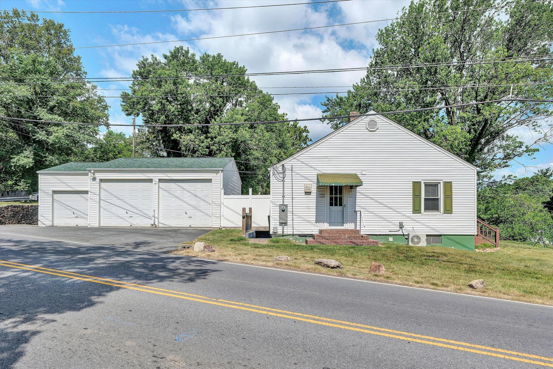 2502 Westover AVE SW - Photo 3