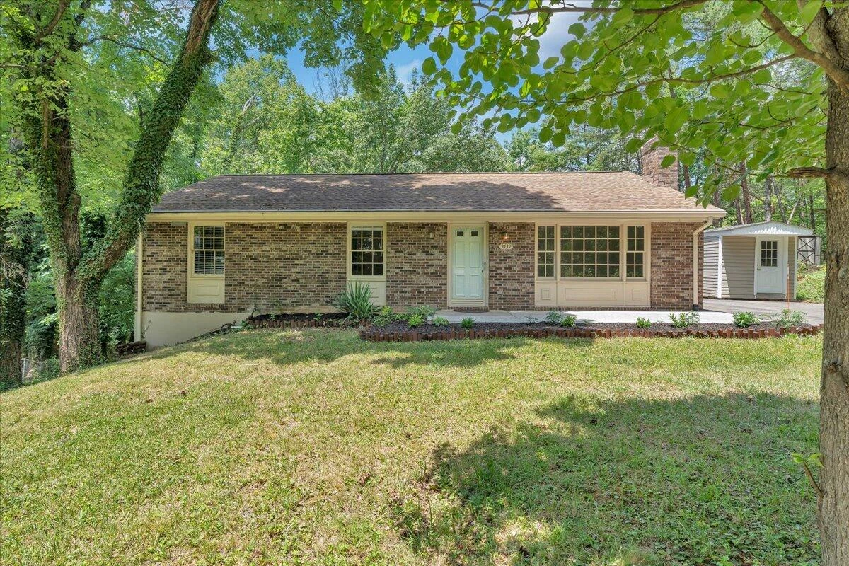 3439 Meadowlark RD