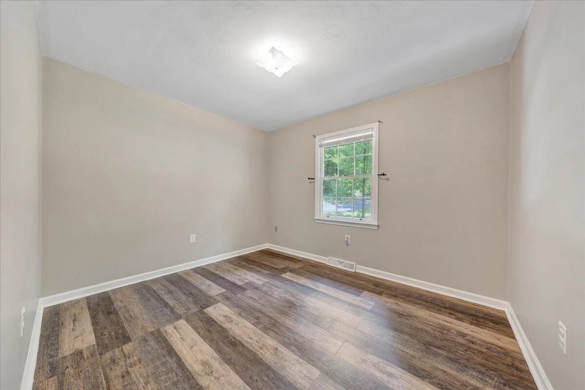 3439 Meadowlark RD - Photo 18