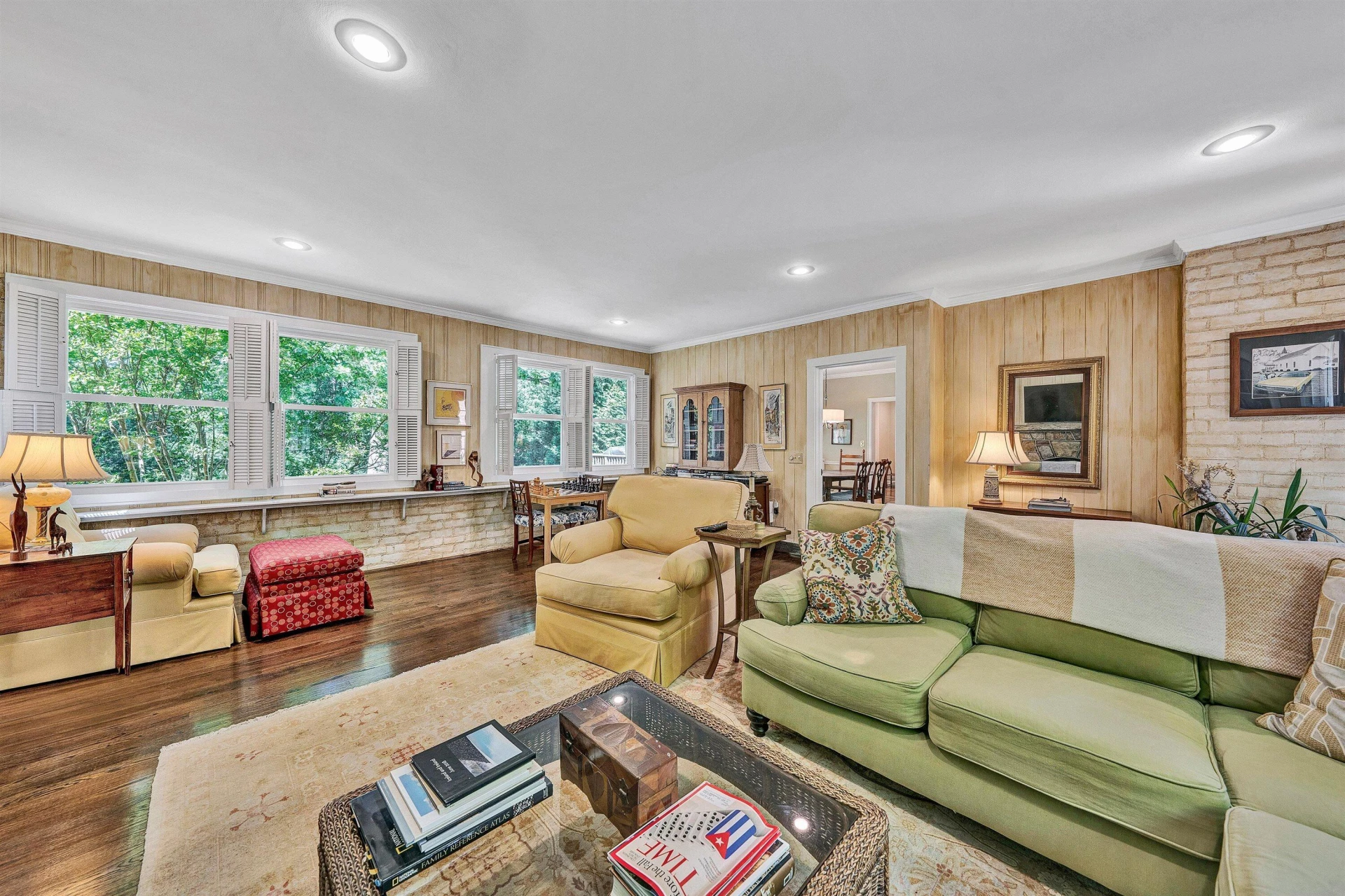 2130 Deyerle RD SW - Photo 11