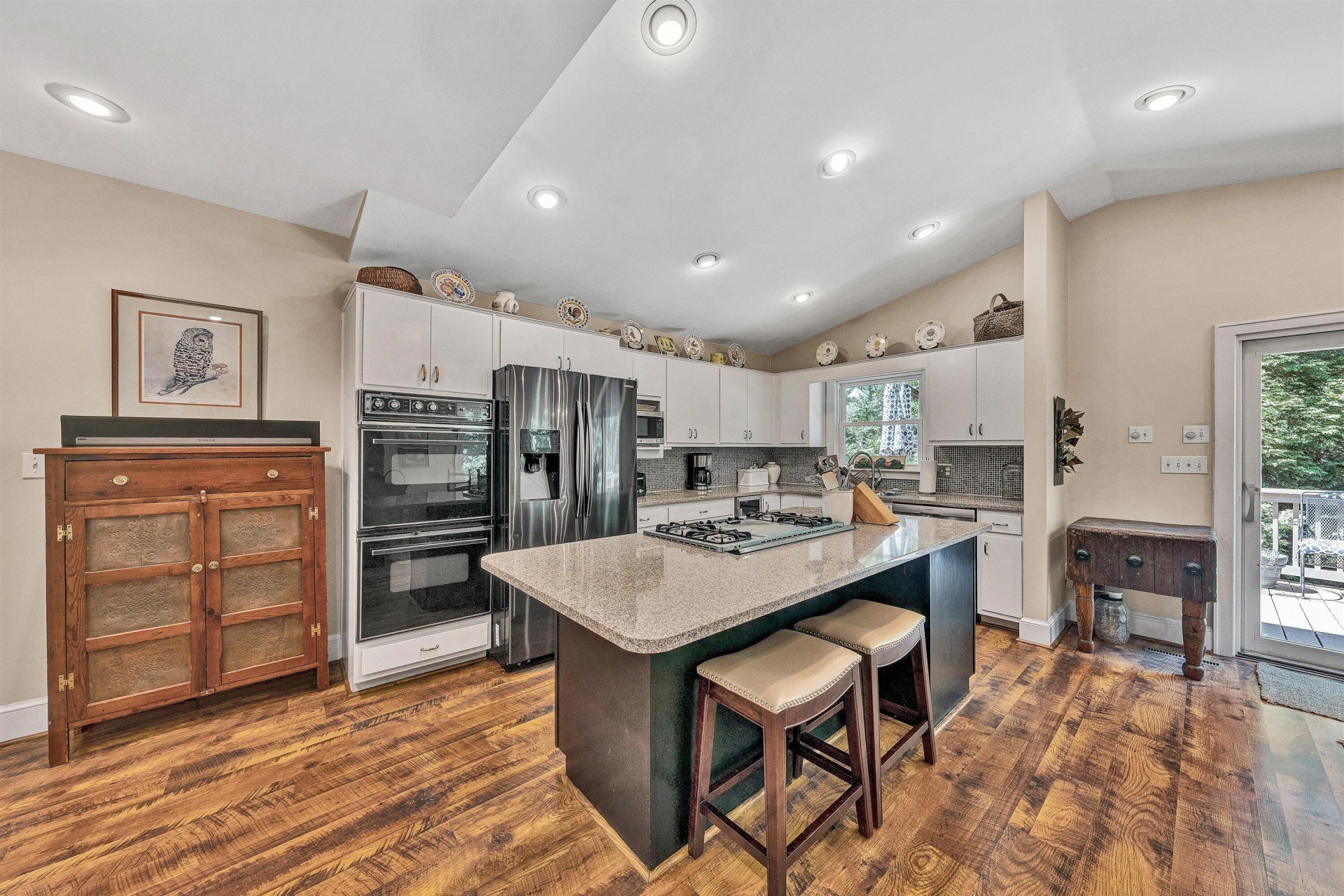2130 Deyerle RD SW - Photo 15