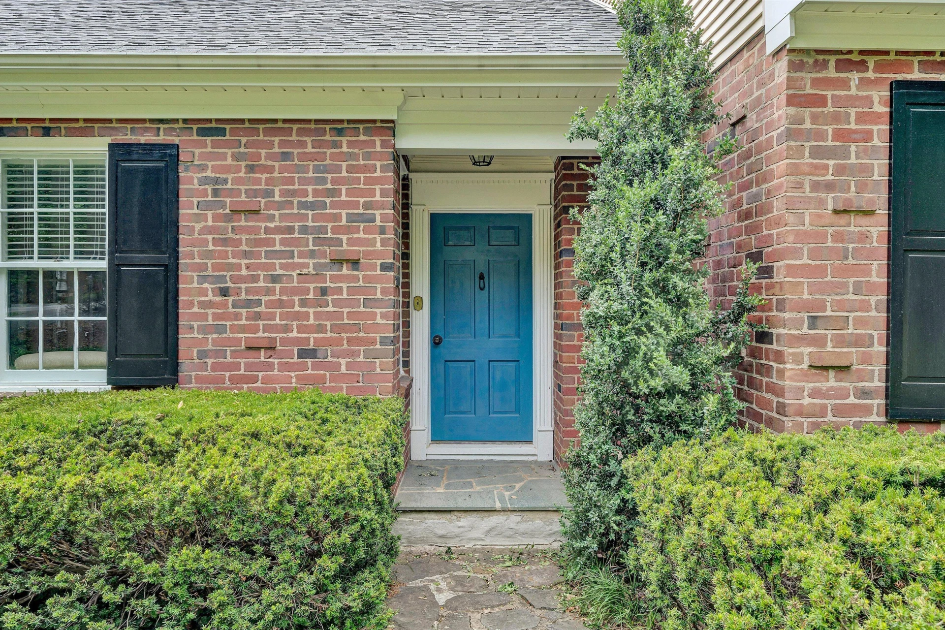 2130 Deyerle RD SW - Photo 4