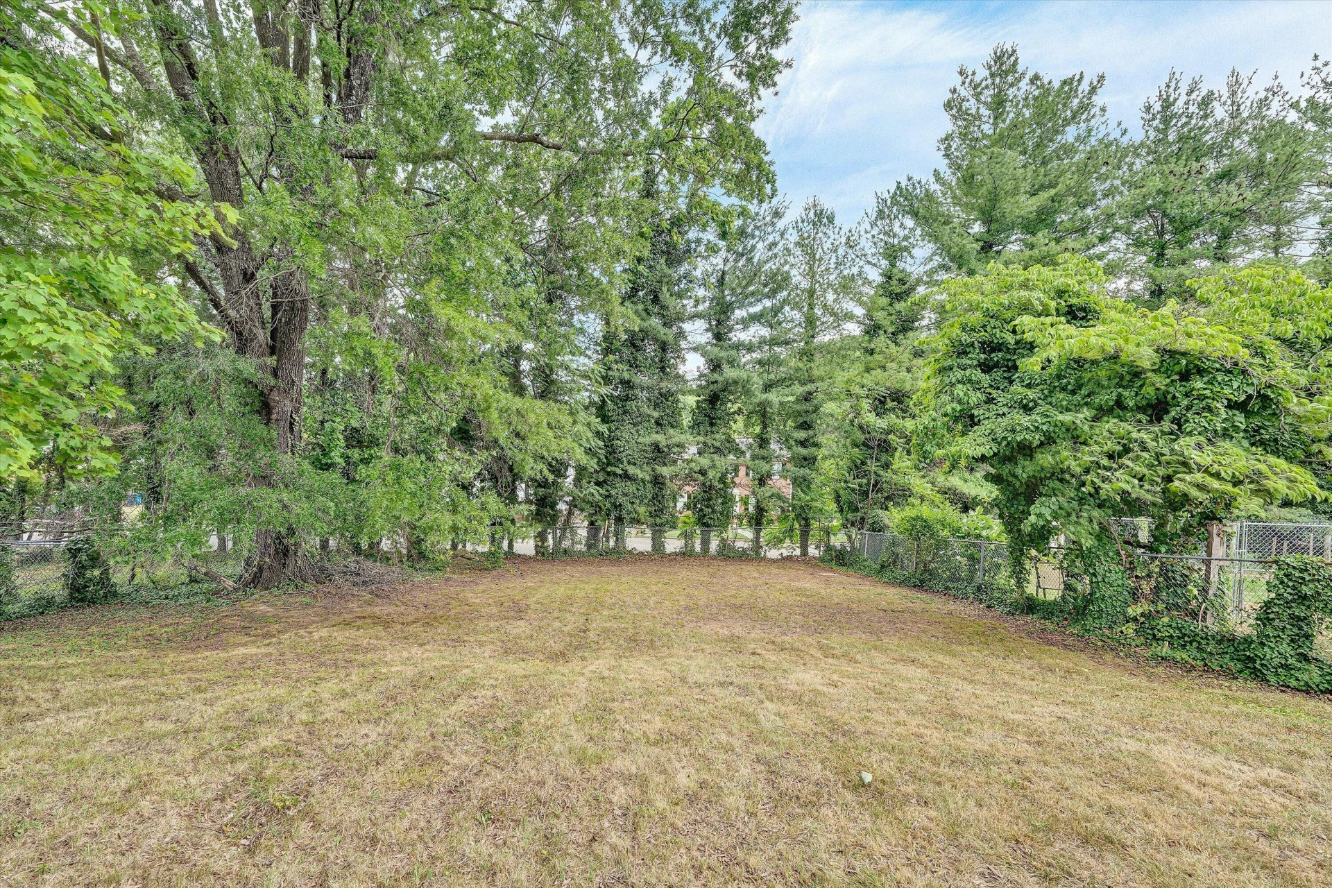 2869 Northview DR SW - Photo 32