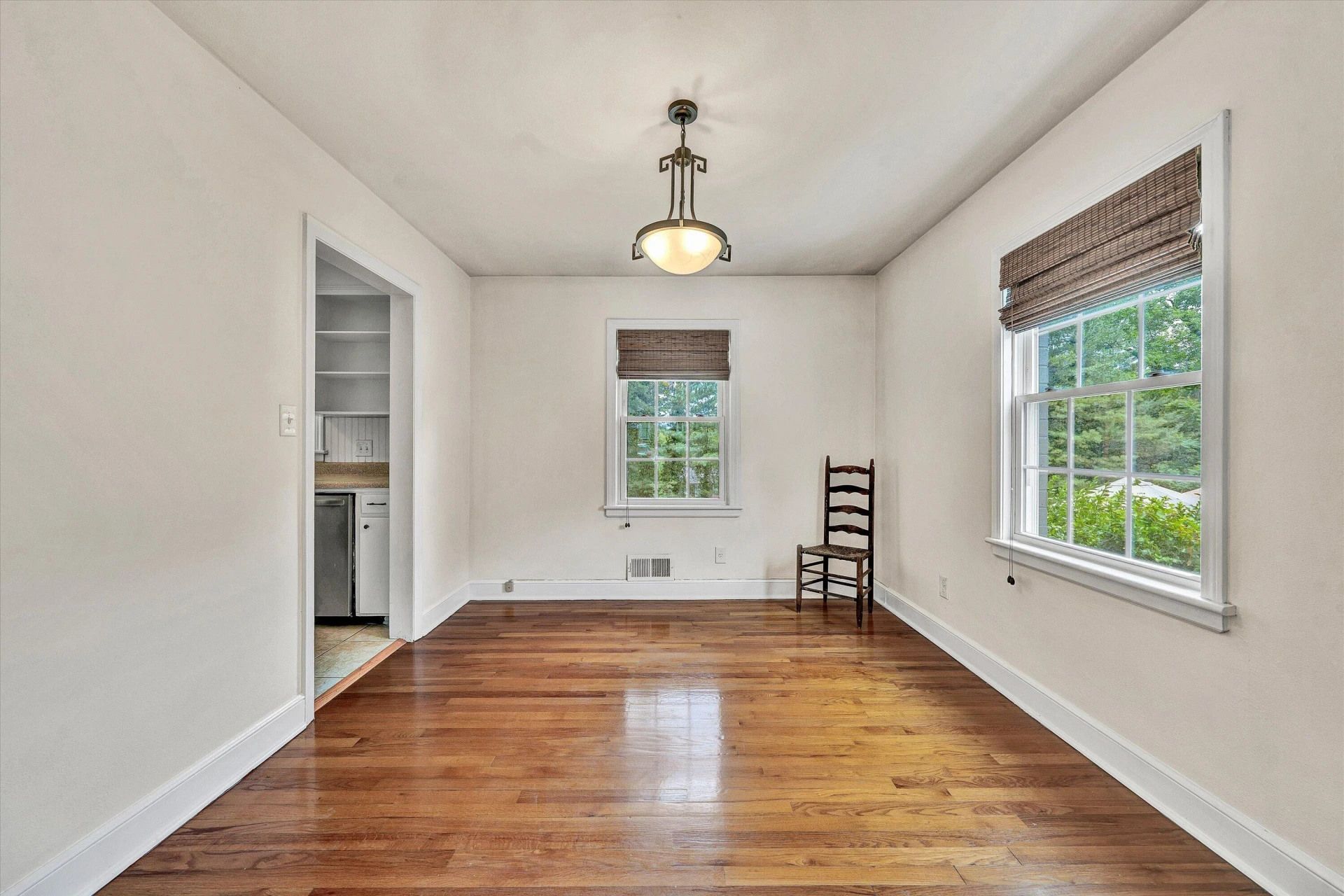2869 Northview DR SW - Photo 8