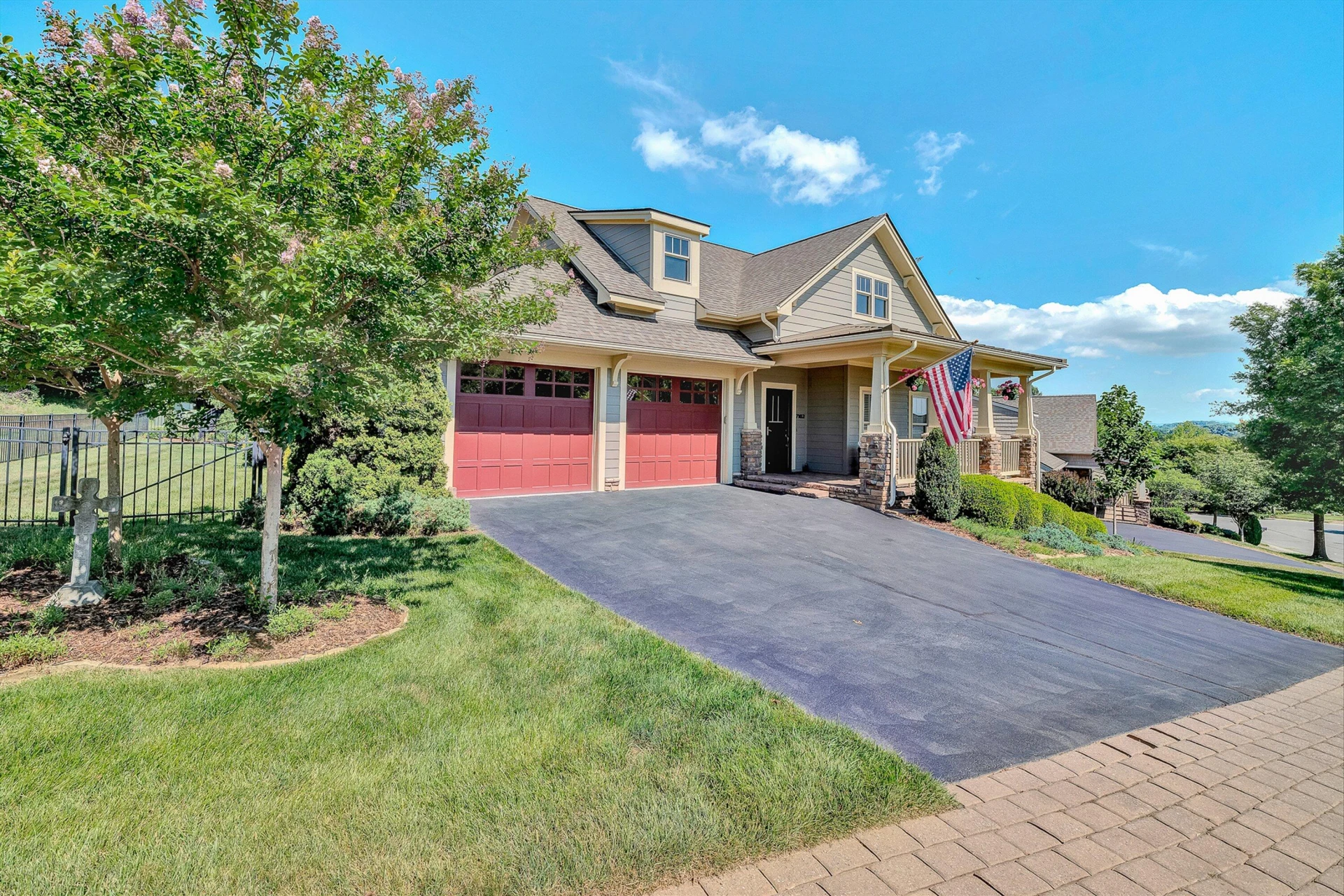 7102 Linn Cove CT - Photo 2