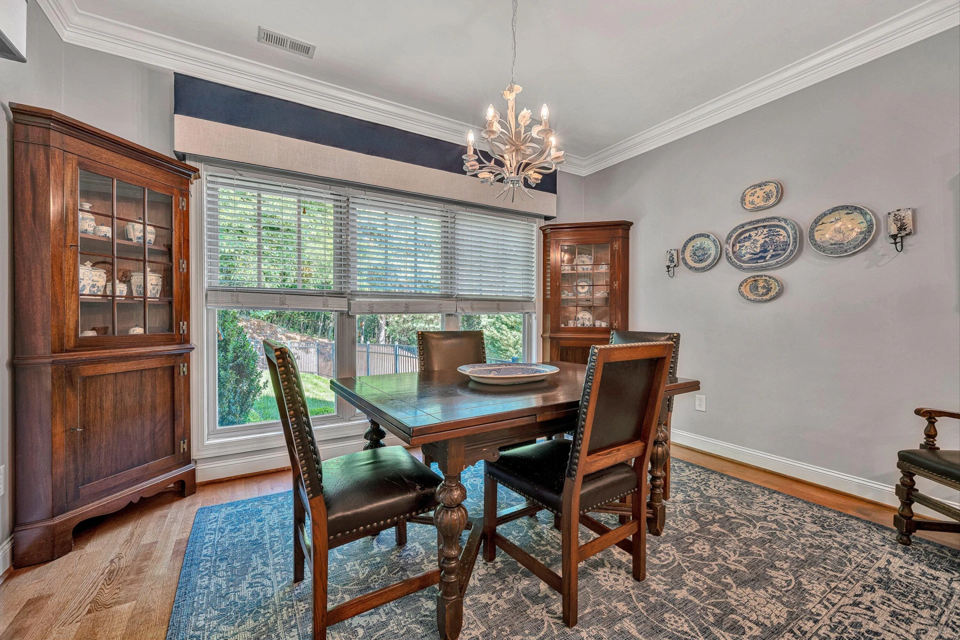 7102 Linn Cove CT - Photo 24