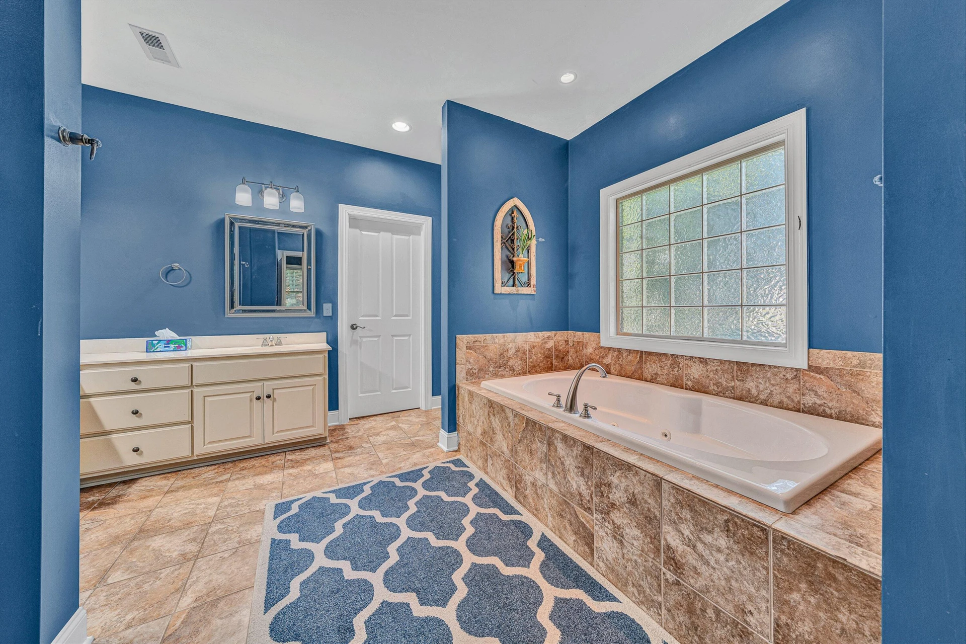 7102 Linn Cove CT - Photo 29