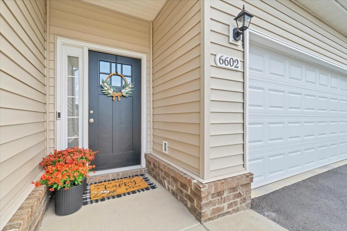 6602 Jojo LN - Photo 4