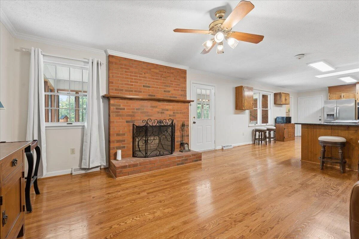 218 N Branch RD - Photo 14