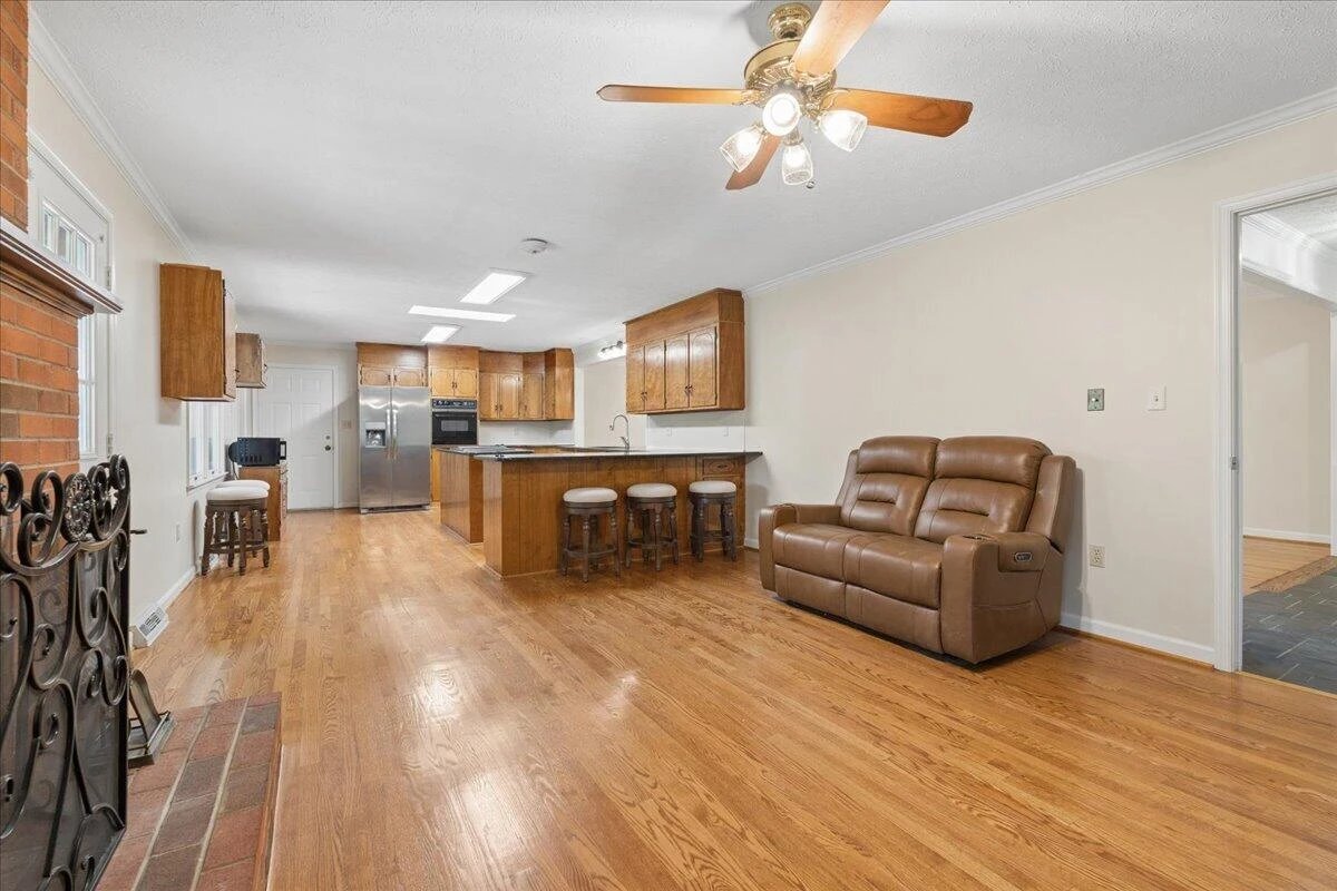 218 N Branch RD - Photo 15