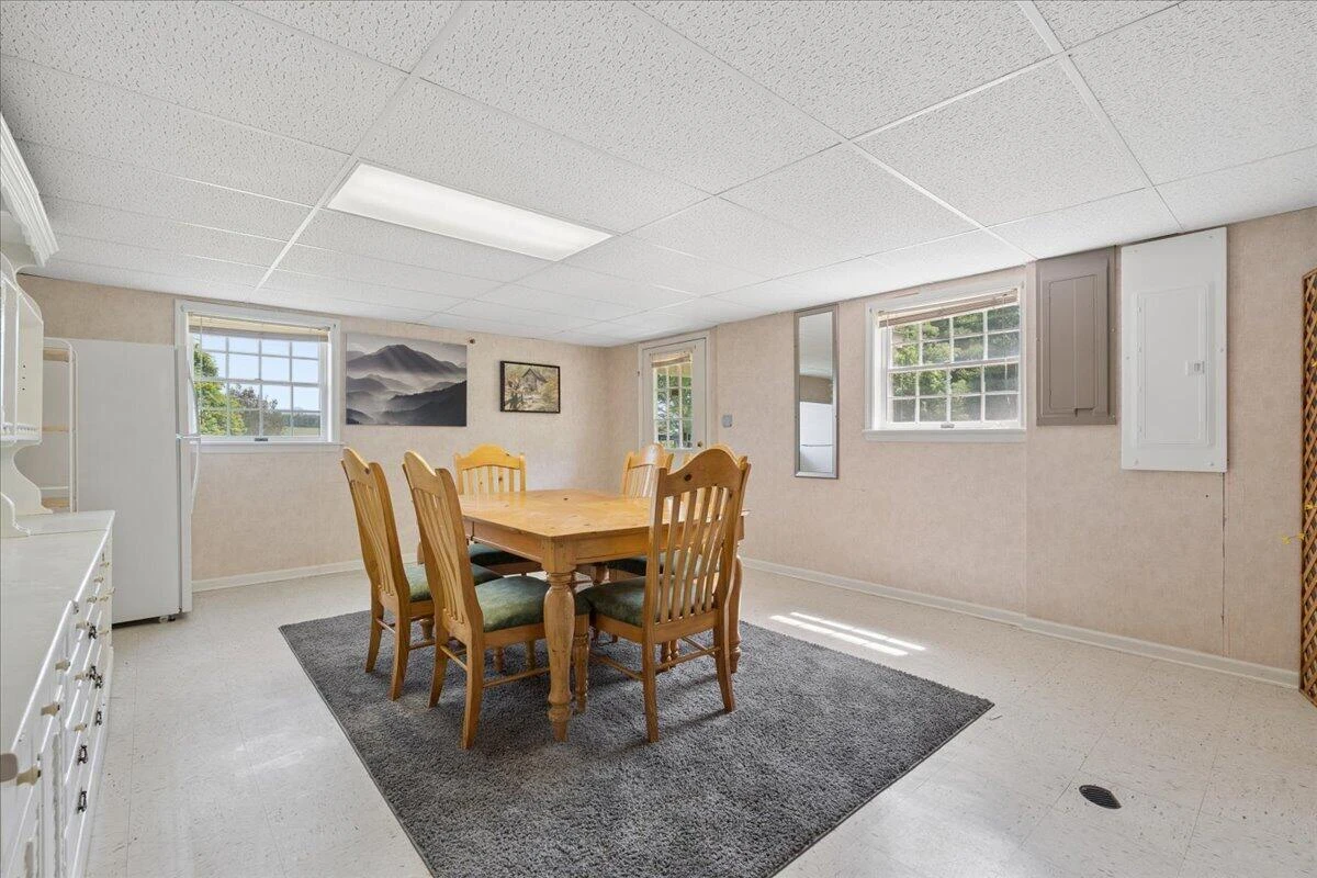 218 N Branch RD - Photo 35