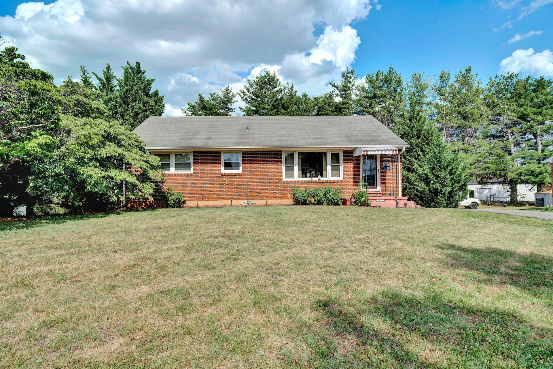 5539 Darby RD - Photo 18