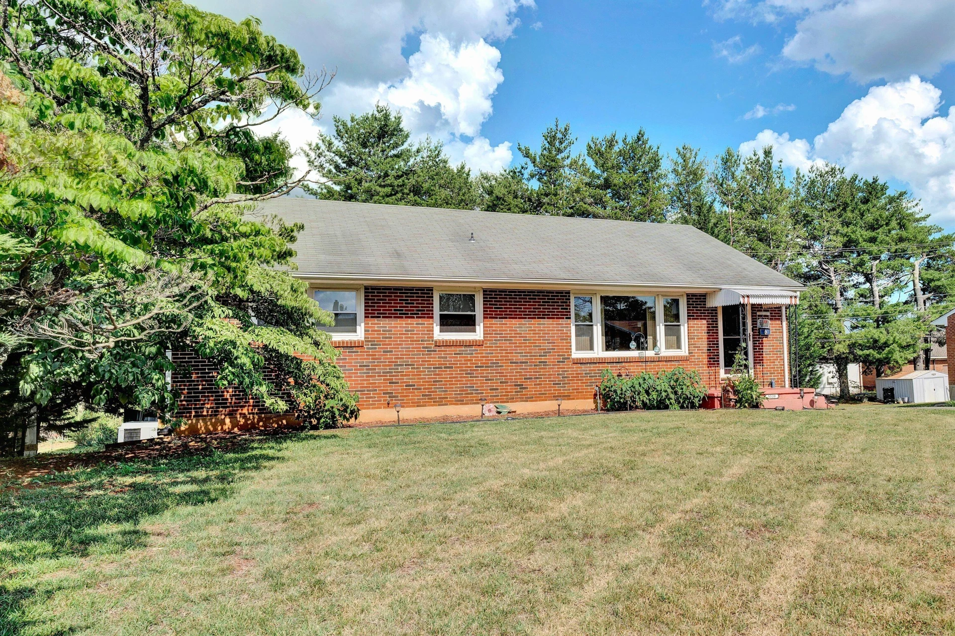 5539 Darby RD - Photo 19