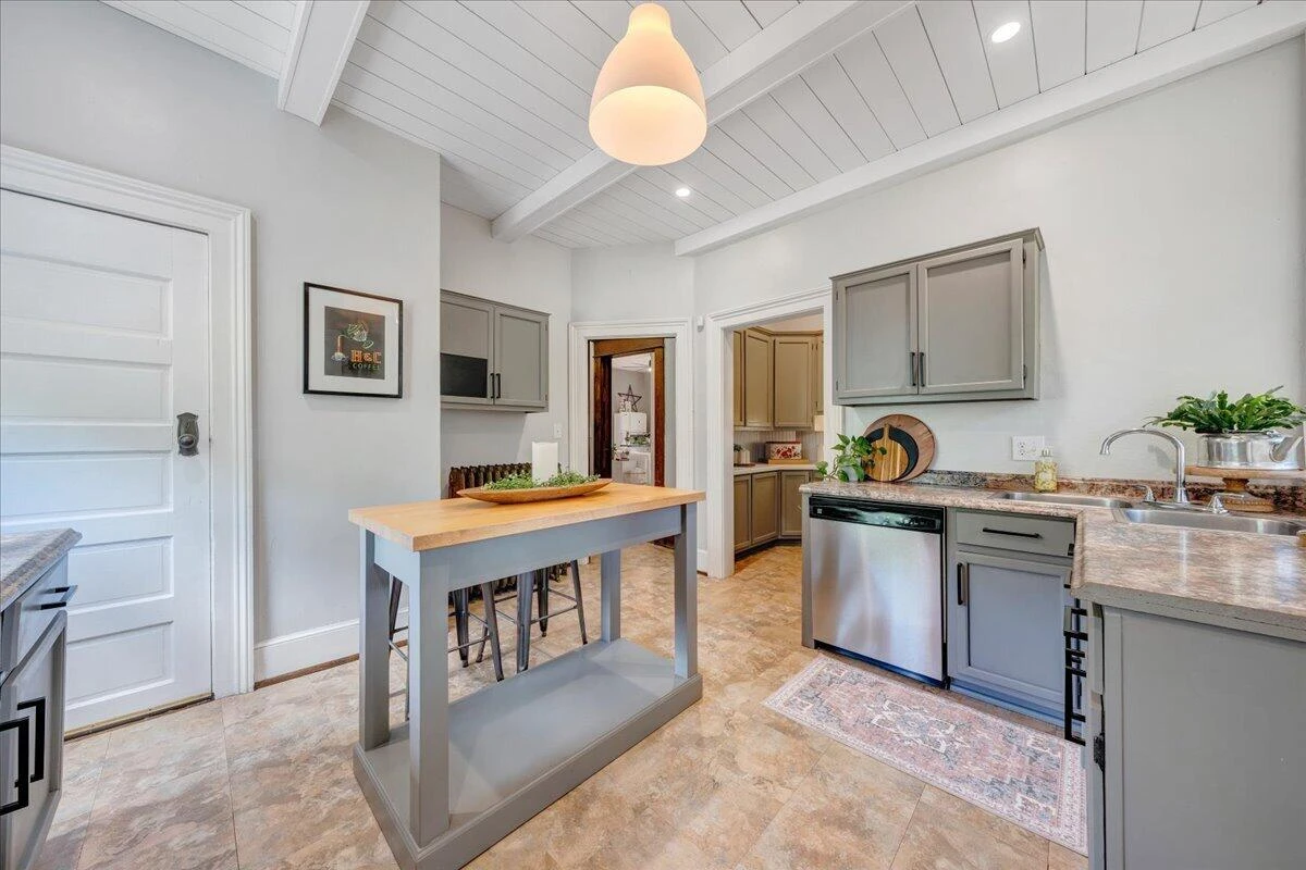 110 Green ST - Photo 23