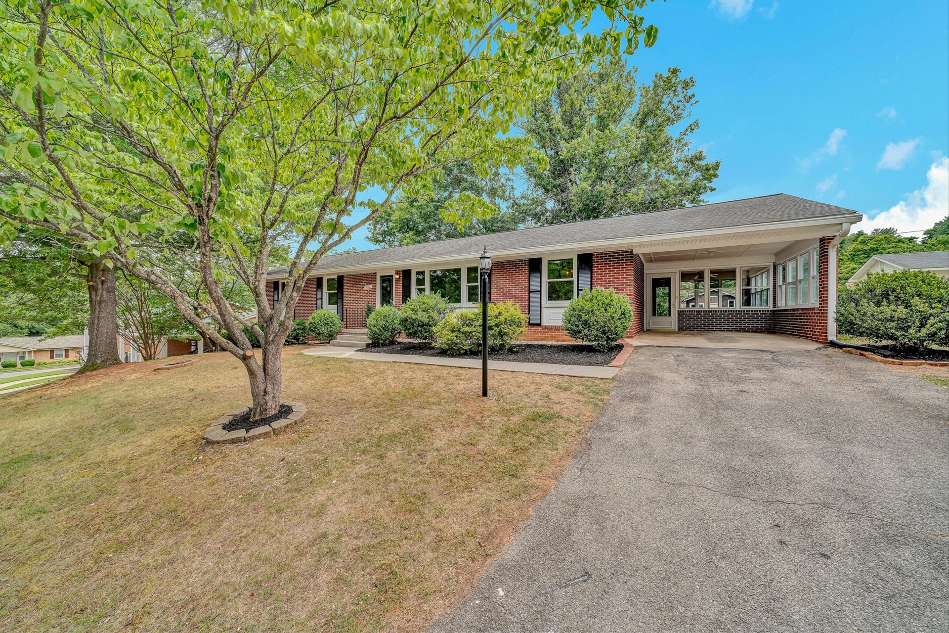 5712 Littlehorn DR - Photo 2