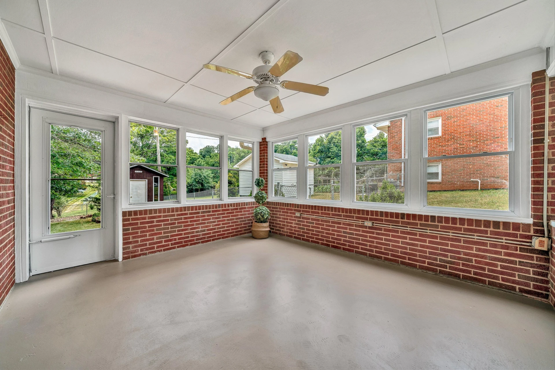 5712 Littlehorn DR - Photo 36