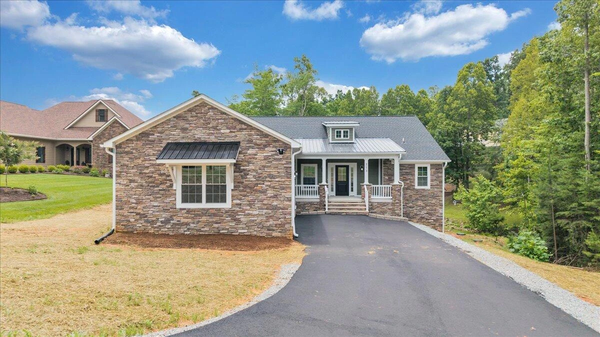 273 Hammock Pointe DR - Photo 3