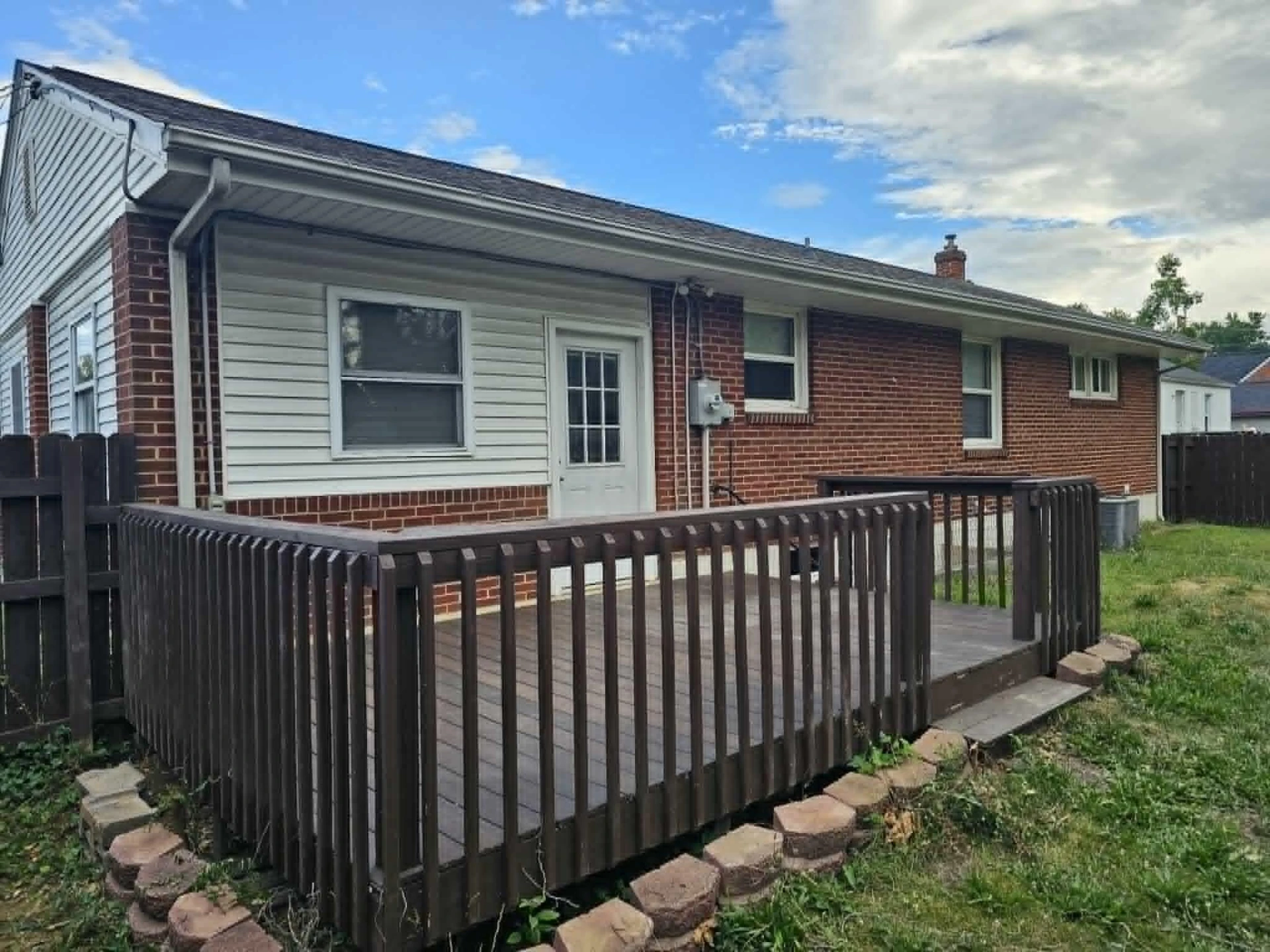 2702 NW Avalon AVE NW - Photo 2