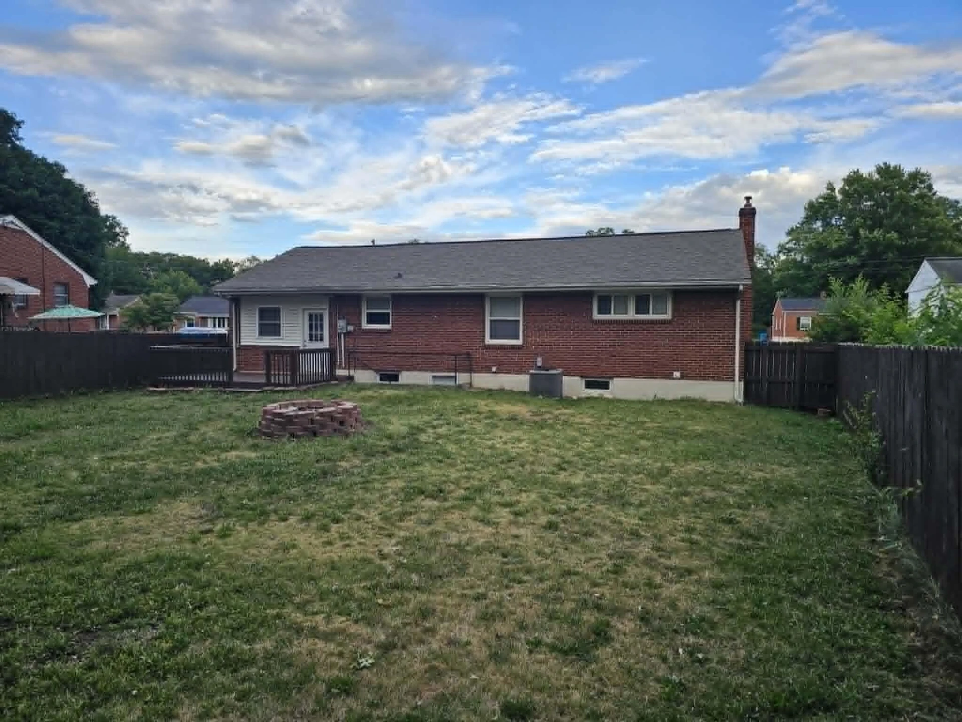 2702 NW Avalon AVE NW - Photo 4