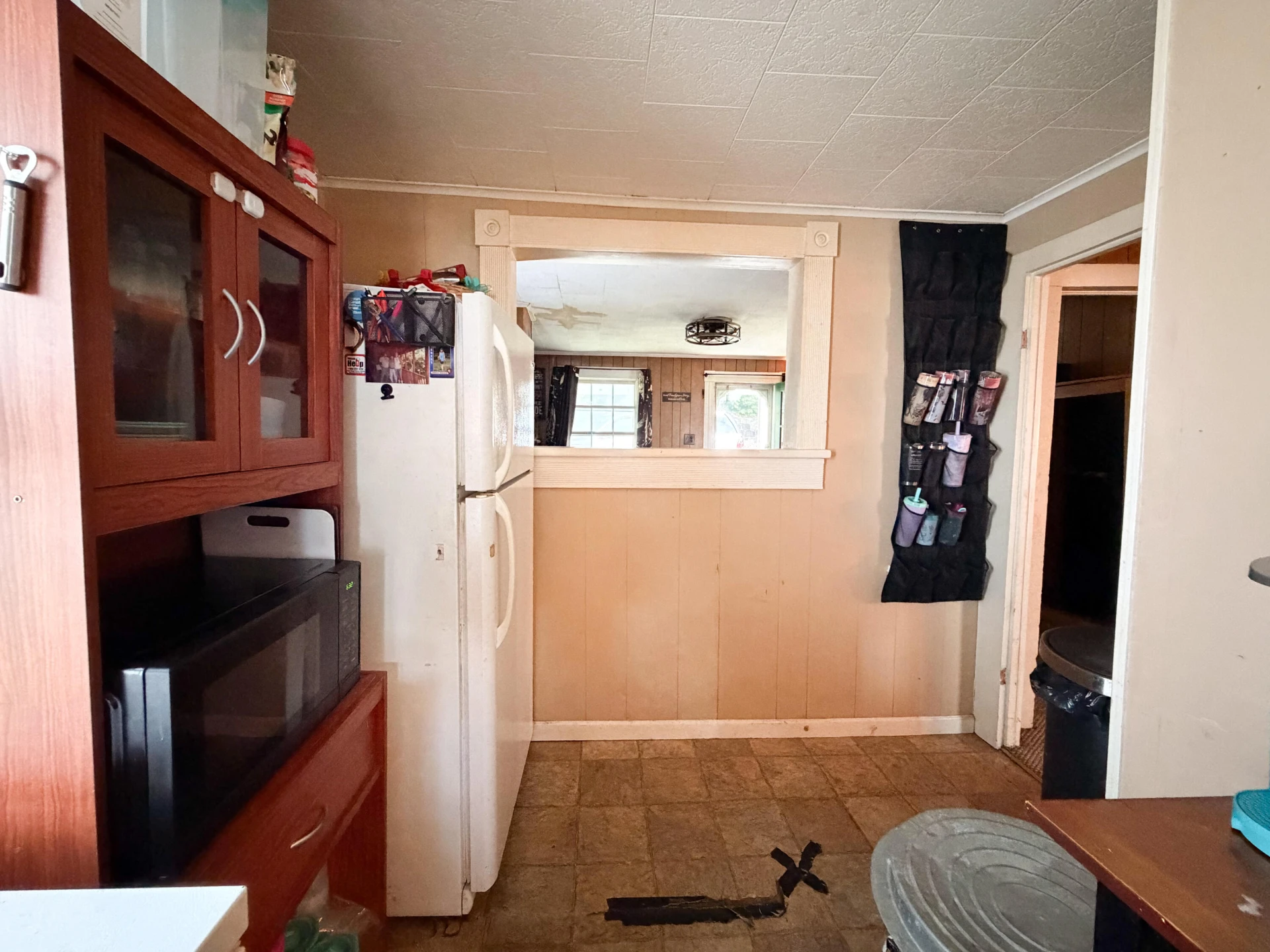 836 Brussels AVE - Photo 11