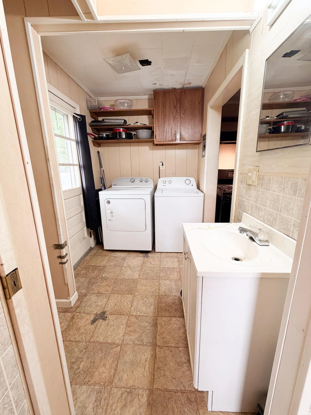836 Brussels AVE - Photo 20