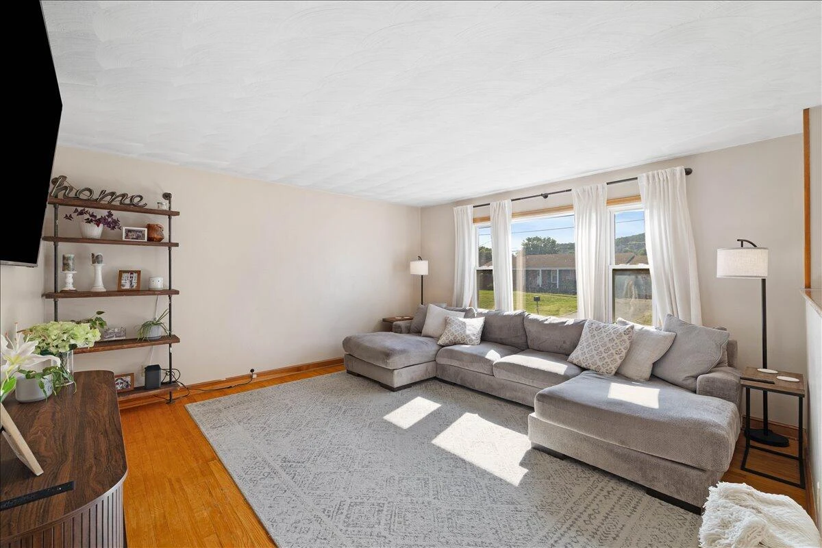 7248 Old Mountain RD - Photo 2