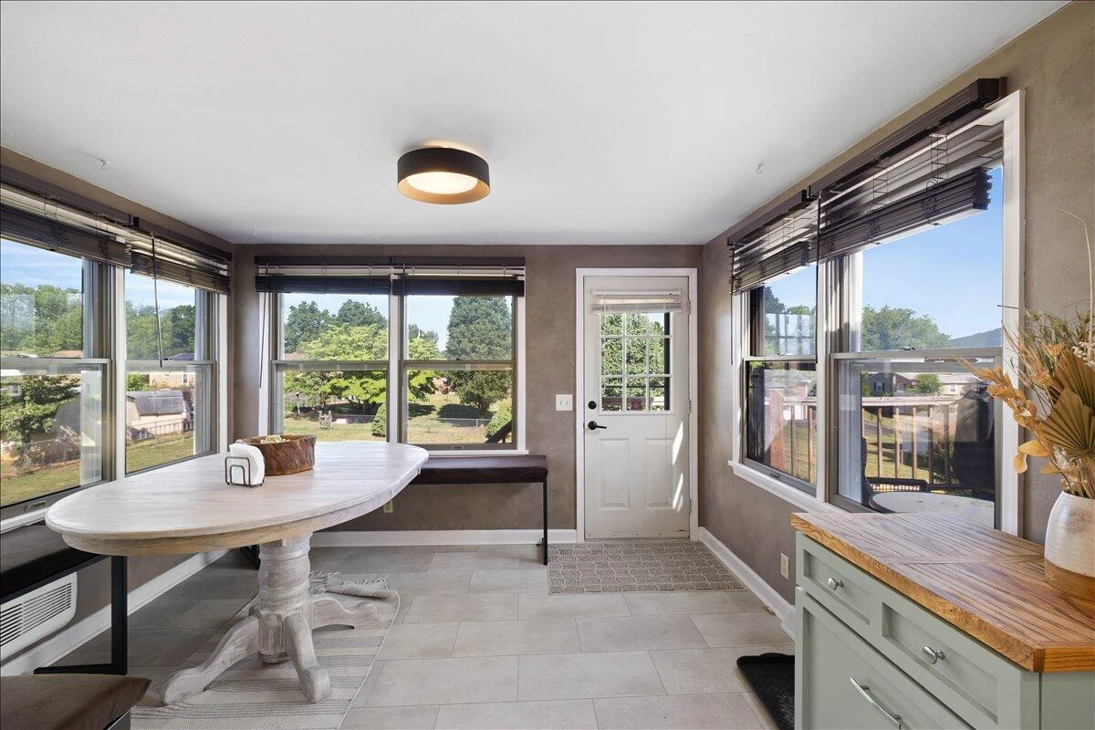 7248 Old Mountain RD - Photo 9