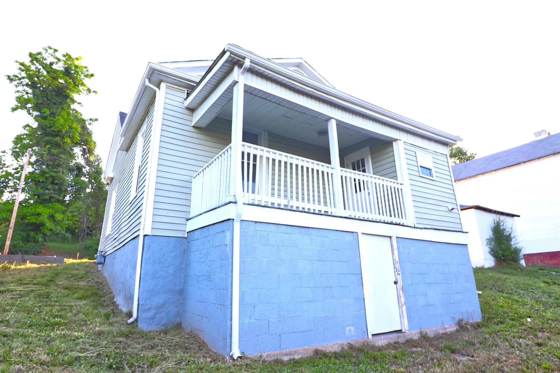 518 Patton AVE NW - Photo 4