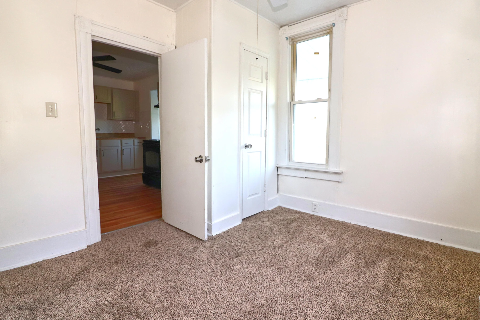 518 Patton AVE NW - Photo 6