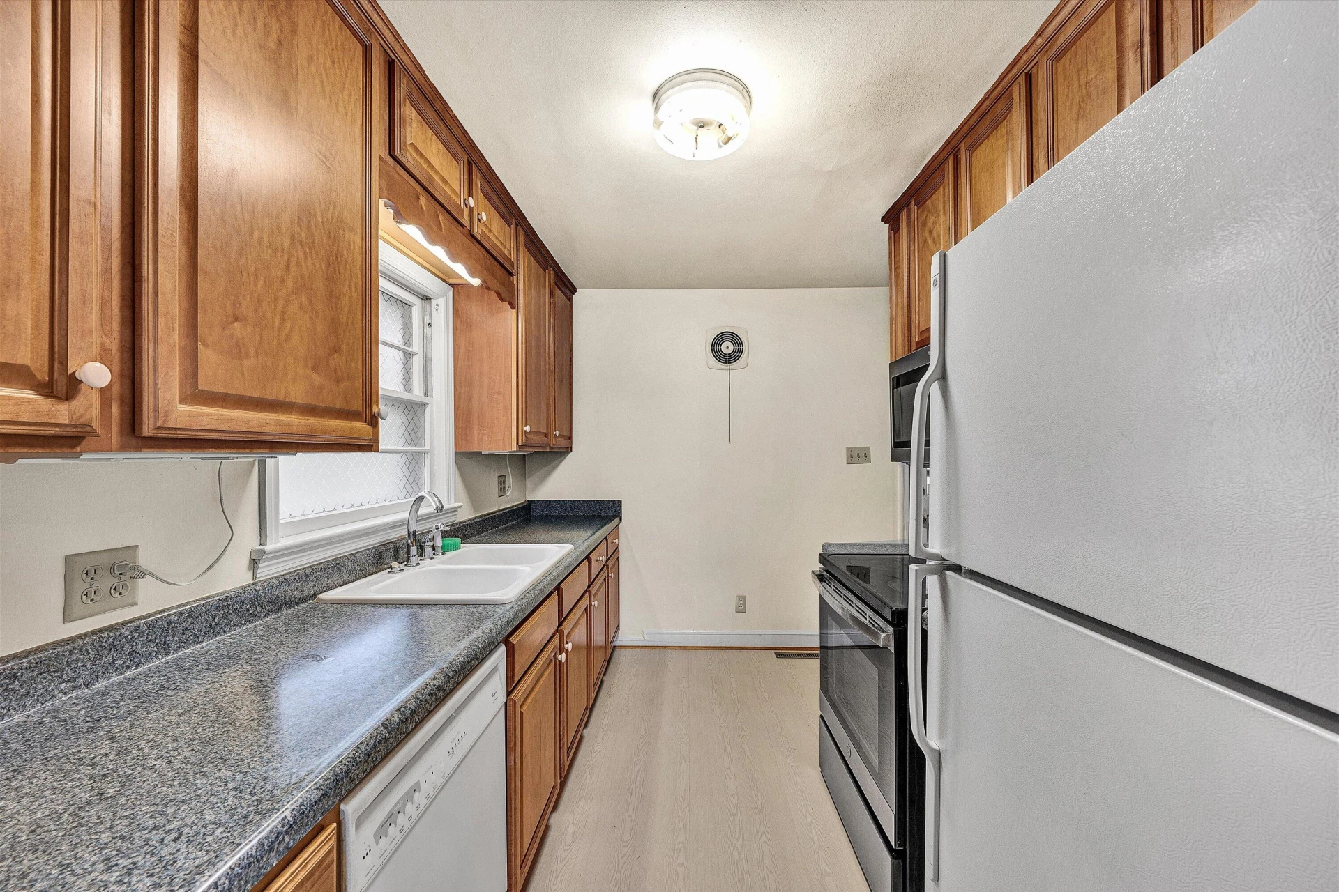 5219 Hearthstone RD NW - Photo 5