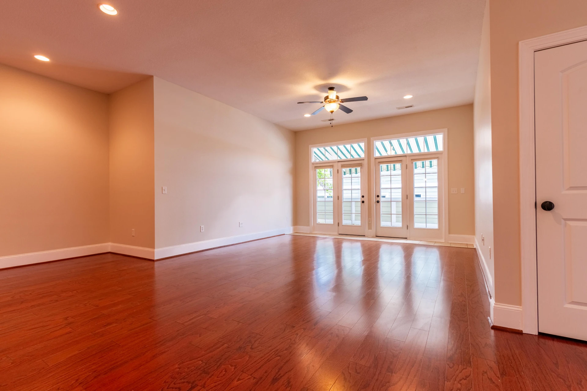 4923 Laryn LN - Photo 4