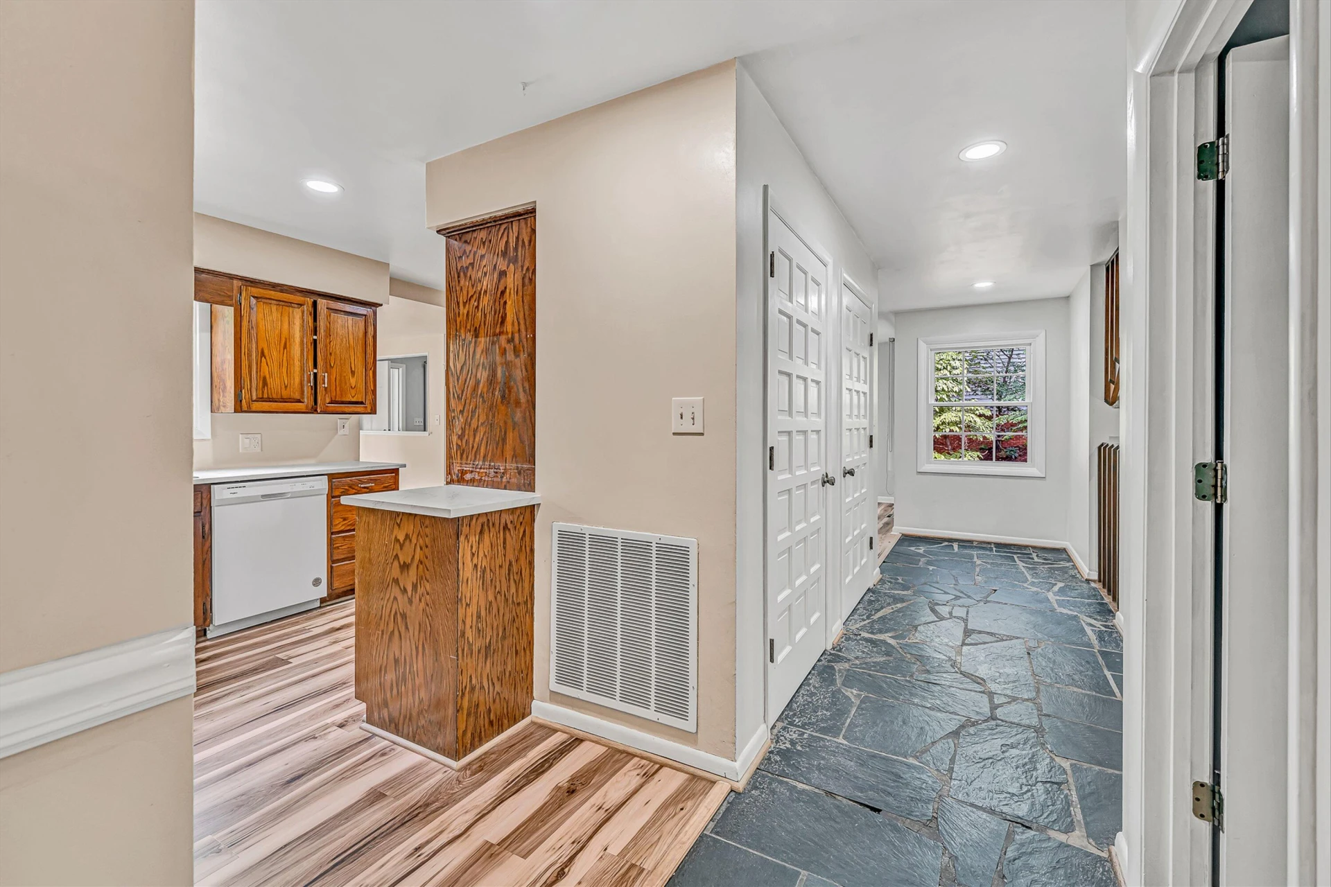 6344 Fairway Forest DR - Photo 12