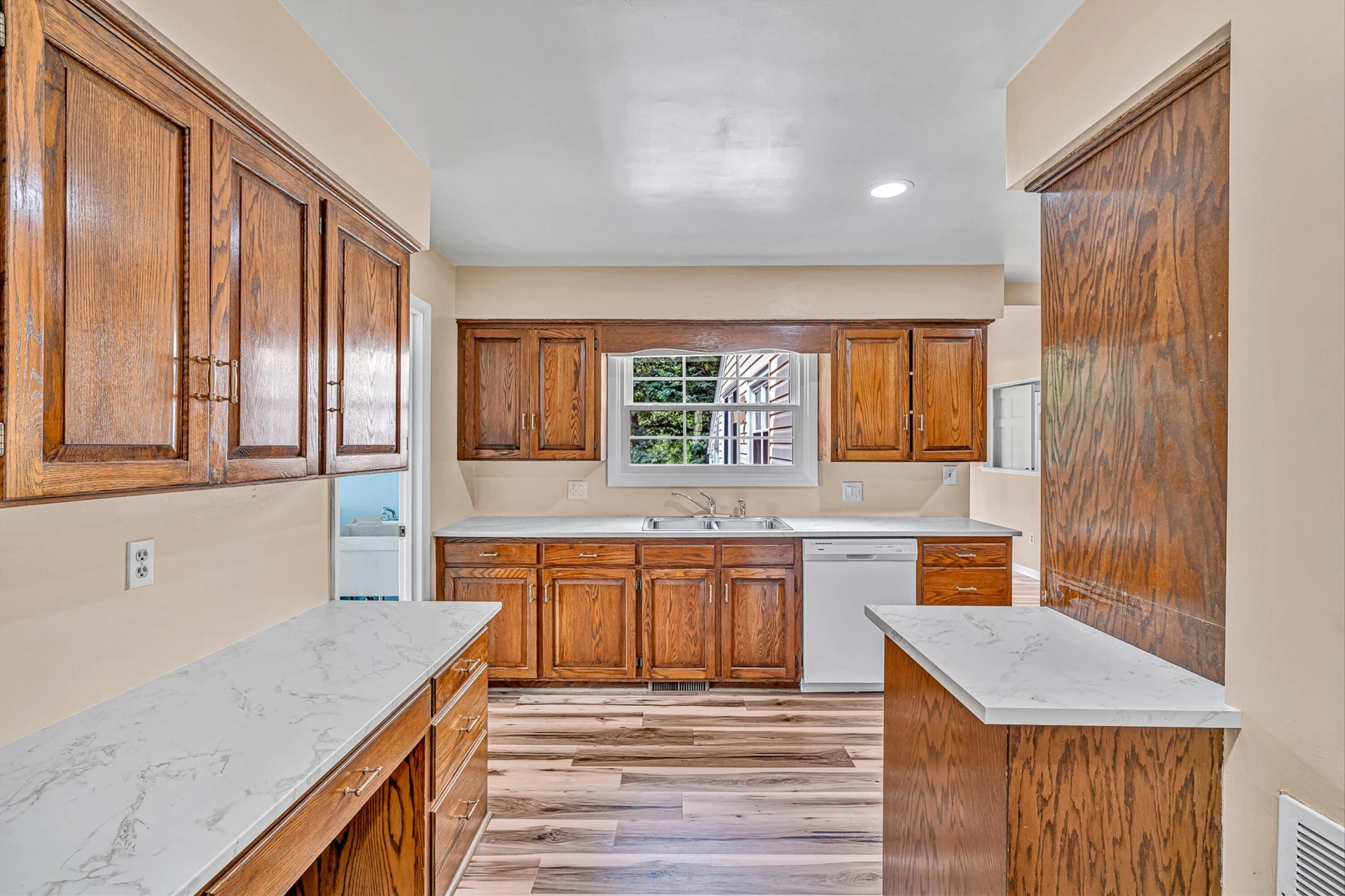 6344 Fairway Forest DR - Photo 14