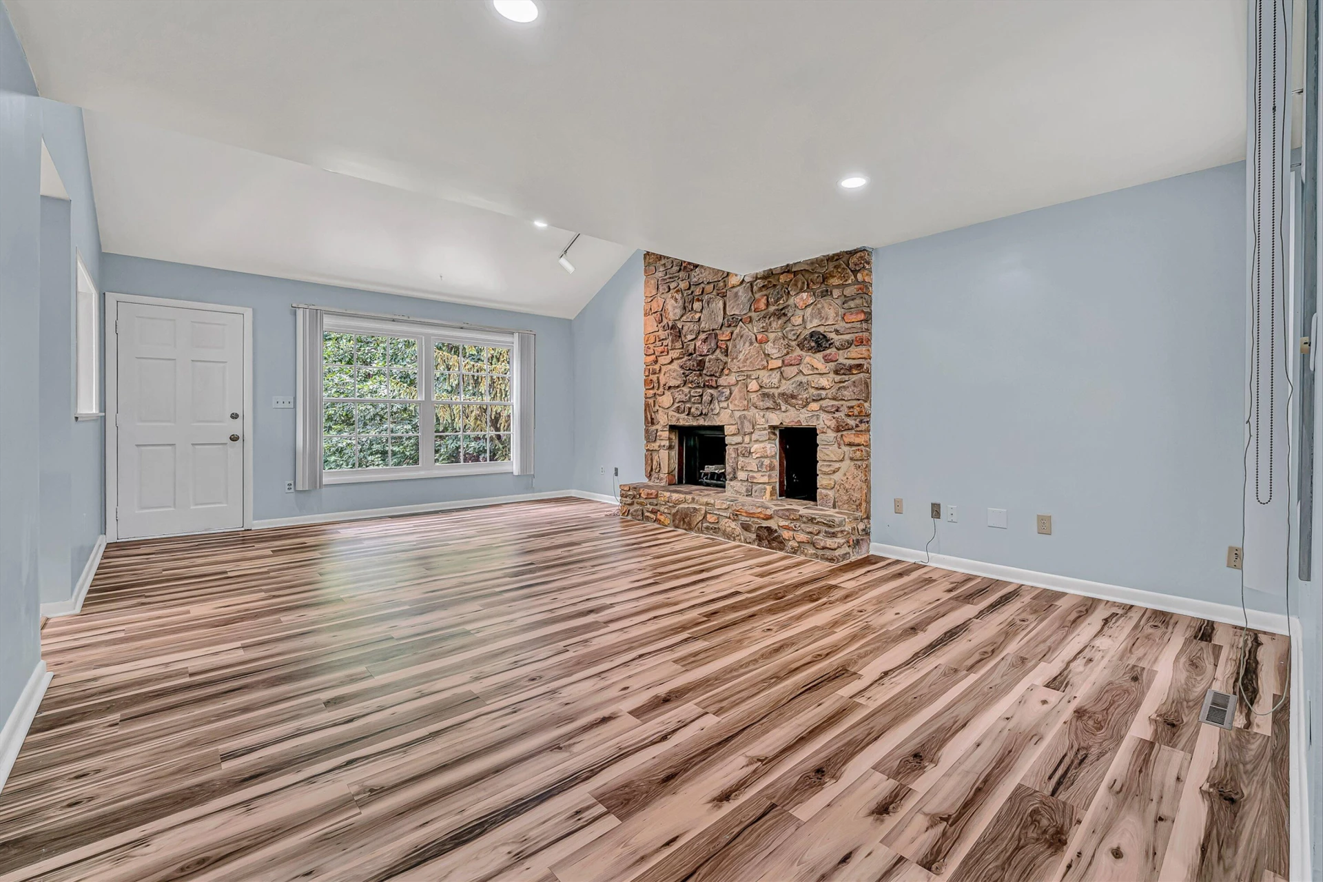 6344 Fairway Forest DR - Photo 20