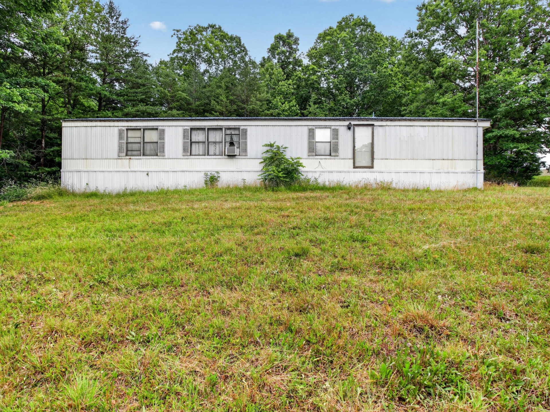 317 Beards Creek RD - Photo 4